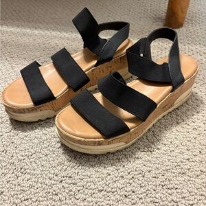 Black Platform Sandals